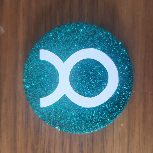 Zodiac Pop Socket Or Magnet - Picture 6 of 7